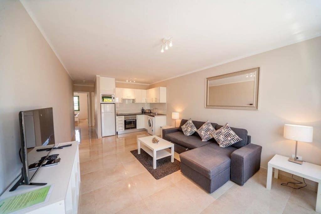 Bandama 14! 2 Bedroom Newly Renovated Bungalow, Los Pocillos, Puerto Del Carmen. 푸에르토 델 카르멘 외부 사진