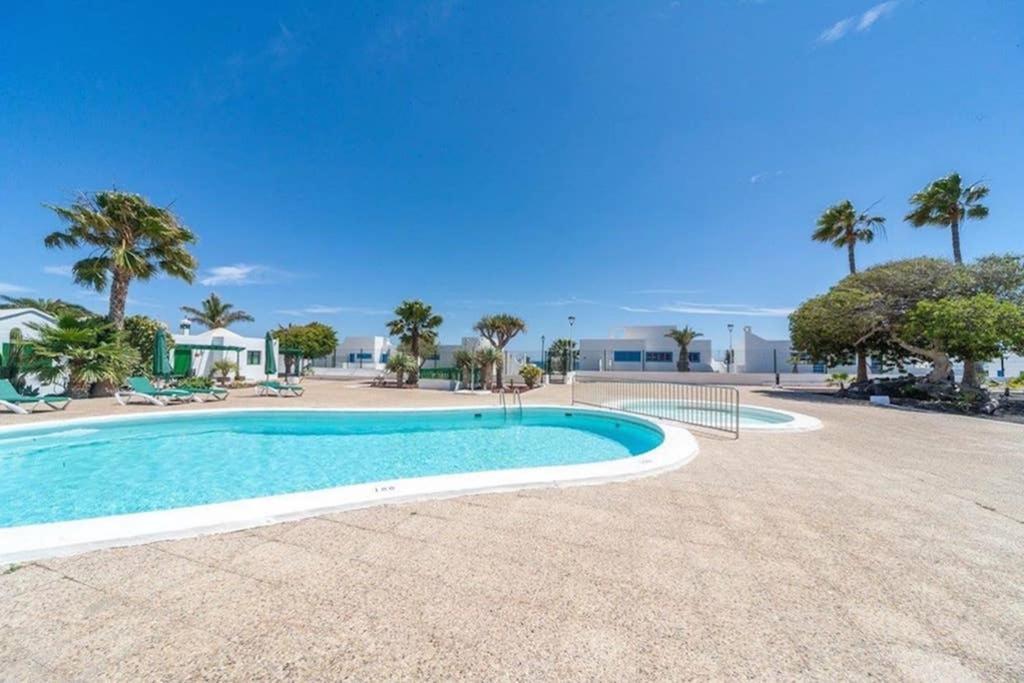 Bandama 14! 2 Bedroom Newly Renovated Bungalow, Los Pocillos, Puerto Del Carmen. 푸에르토 델 카르멘 외부 사진